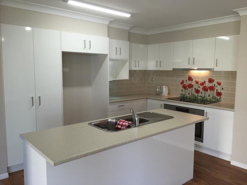 4 Rosedale Street, Parkhurst QLD 4702